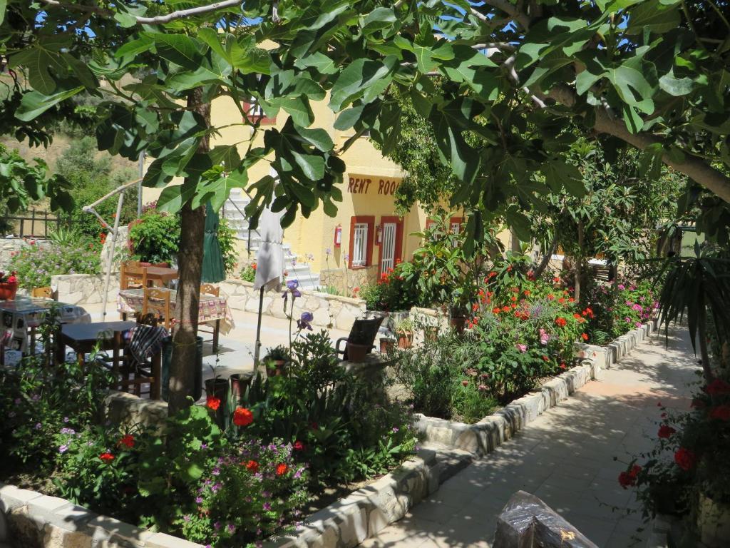 Villa Costas - Popi Сивас Экстерьер фото